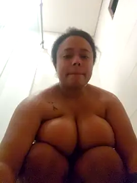 Emmachan19 online show from September 2025 08:10:02 PM