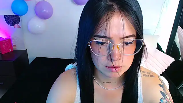 Isa Maiden1 online show from April 2026 05:21:01 PM