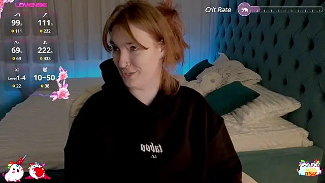  Chlo  e online show from February 2025 09:37:02 PM