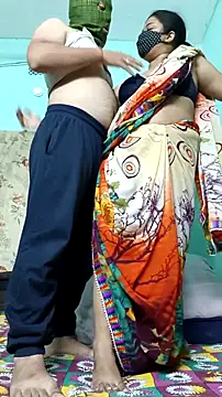 Snapshot of hotty_Sexy-couple chatting on February 2025 05:31:01 PM hotty Sexy-couple online show from February 2025 05:31:01 PM