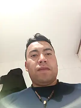 Snapshot of Diego_leon27 chatting on January 2025 07:37:02 AM Diego leon27 online show from January 2025 07:37:02 AM