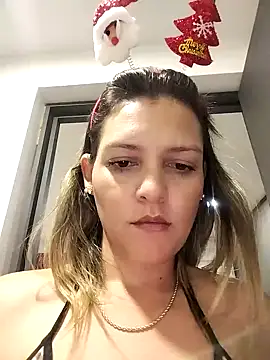 Mia Hampton online show from December 2024 10:55:02 PM