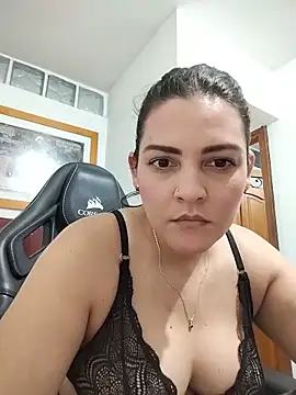Mia Hampton online show from May 2026 09:46:01 PM