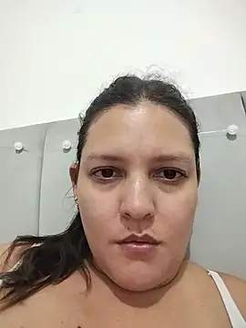 Snapshot of Mia_Hampton chatting on July 2026 09:56:02 PM Mia Hampton online show from July 2026 09:56:02 PM