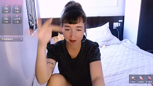 Cosmo Riri online show from March 2025 06:32:01 AM