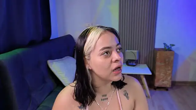 Cuttiealice online show from January 2026 12:53:02 PM