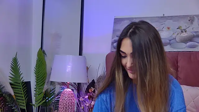 Snapshot of NicolLopeze chatting on February 2025 12:57:02 PM NicolLopeze online show from February 2025 12:57:02 PM