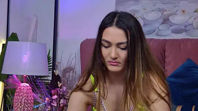 Snapshot of NicolLopeze chatting on February 2025 10:59:02 AM NicolLopeze online show from February 2025 10:59:02 AM