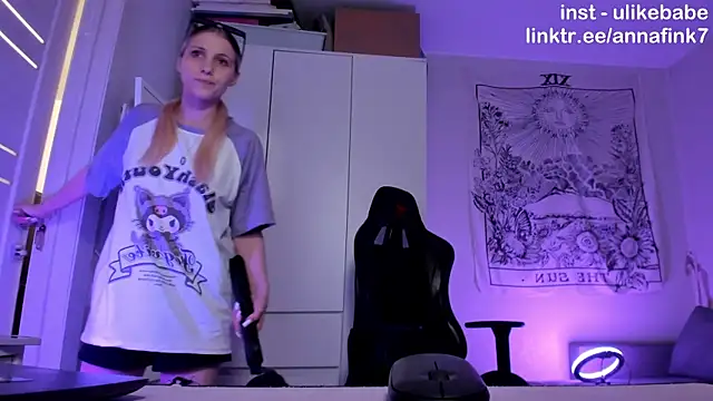 Anna Fink online show from November 2025 09:53:01 PM