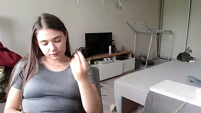 Snapshot of delightful_sofi chatting on May 2026 01:18:02 PM delightful sofi online show from May 2026 01:18:02 PM