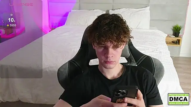 cute thomas online show from March 2025 07:58:02 PM