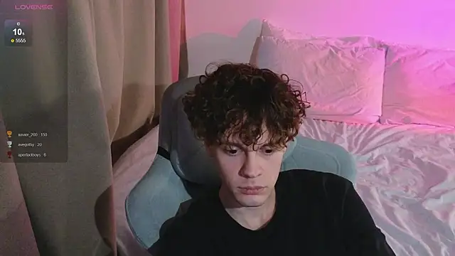 cute thomas online show from March 2026 09:53:02 PM