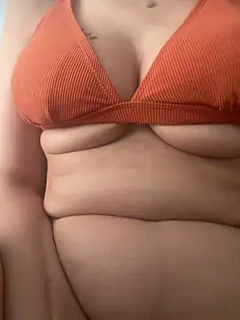 Snapshot of AmazingBitch chatting on March 2026 10:32:02 AM AmazingBitch online show from March 2026 10:32:02 AM