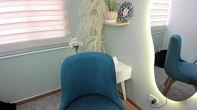 Snapshot of julieta_evans_ chatting on November 2025 09:48:02 PM julieta evans online show from November 2025 09:48:02 PM