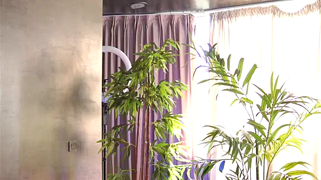 HotSkinnyX online show from October 2025 09:41:02 AM