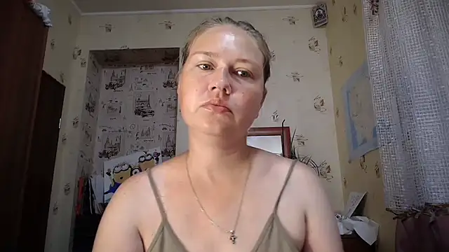Snapshot of dream_alexa chatting on June 2026 01:28:01 AM dream alexa online show from June 2026 01:28:01 AM