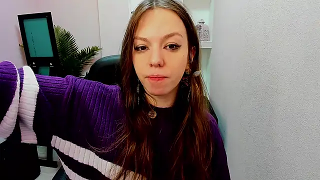 Persephoni online show from February 2025 06:51:02 AM