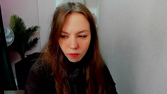 Persephoni online show from March 2025 06:57:01 AM