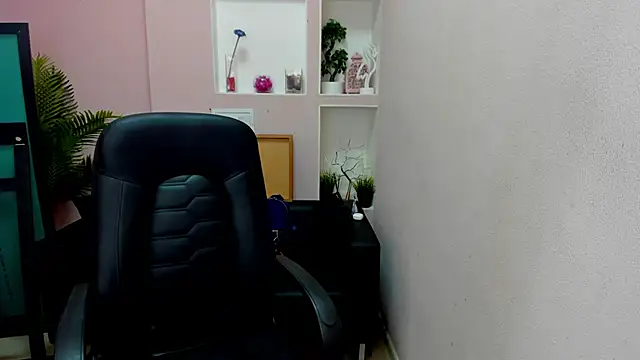 Persephoni online show from January 2026 03:50:02 PM