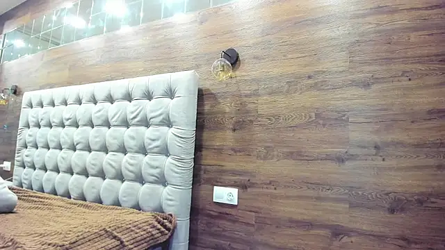 FitKate online show from November 2025 01:26:02 AM