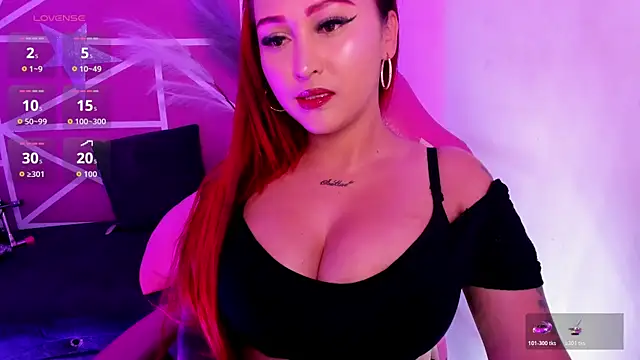 Snapshot of lucy_beatifull chatting on June 2026 08:37:02 AM lucy beatifull online show from June 2026 08:37:02 AM