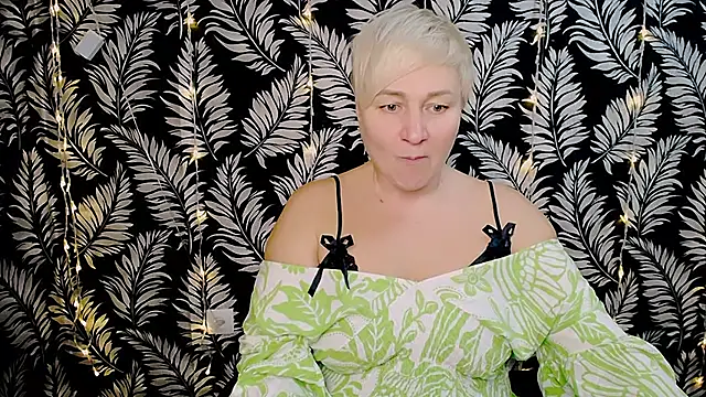 Olivia playful online show from December 2024 03:31:02 PM