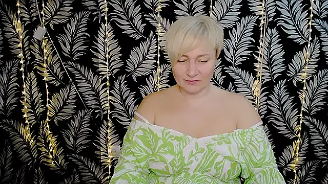 Olivia playful online show from March 2025 12:39:01 PM