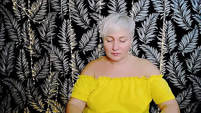 Olivia playful online show from November 2025 03:48:02 PM