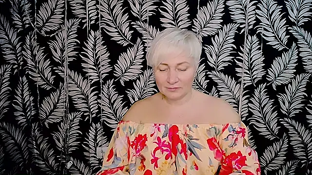 Olivia playful online show from December 2025 12:23:02 PM