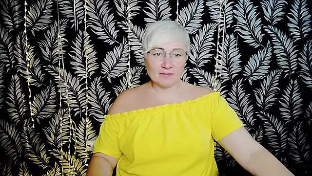 Snapshot of Olivia_playful chatting on June 2026 10:40:01 AM Olivia playful online show from June 2026 10:40:01 AM