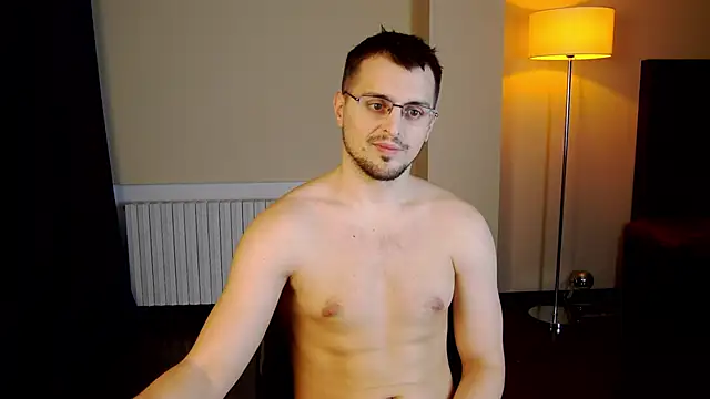 Snapshot of Friend12321 chatting on February 2025 02:08:02 AM Friend12321 online show from February 2025 02:08:02 AM