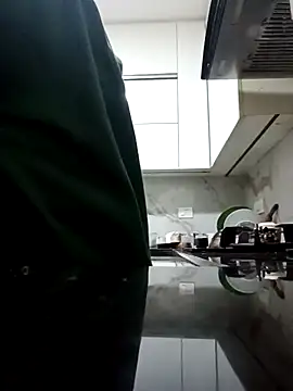 Snapshot of Lent_Medium chatting on November 2025 06:35:02 AM Lent Medium online show from November 2025 06:35:02 AM