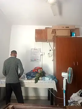 Snapshot of Lent_Medium chatting on March 2026 04:07:02 AM Lent Medium online show from March 2026 04:07:02 AM