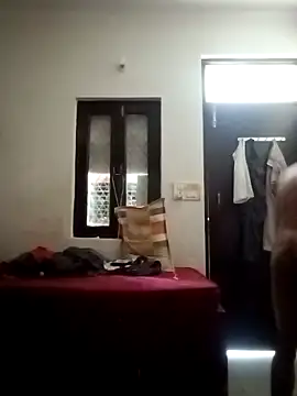 Snapshot of Lent_Medium chatting on April 2026 04:45:02 AM Lent Medium online show from April 2026 04:45:02 AM