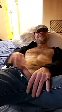 Snapshot of eddouxxx78 chatting on December 2024 05:21:01 PM eddouxxx78 online show from December 2024 05:21:01 PM