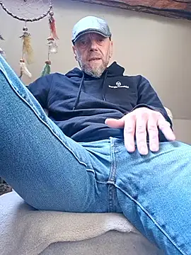 Snapshot of eddouxxx78 chatting on October 2025 09:18:01 AM eddouxxx78 online show from October 2025 09:18:01 AM