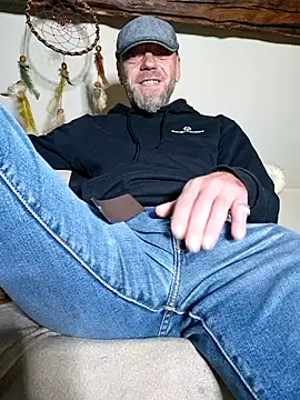 Snapshot of eddouxxx78 chatting on October 2025 05:50:01 AM eddouxxx78 online show from October 2025 05:50:01 AM