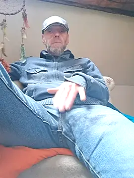 Snapshot of eddouxxx78 chatting on October 2025 10:27:01 AM eddouxxx78 online show from October 2025 10:27:01 AM