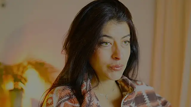 Snapshot of anabelcurvy chatting on January 2026 07:06:02 PM anabelcurvy online show from January 2026 07:06:02 PM