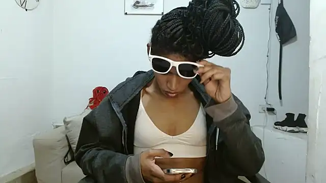 Snapshot of angelamarie1 chatting on July 2026 05:02:02 AM angelamarie1 online show from July 2026 05:02:02 AM