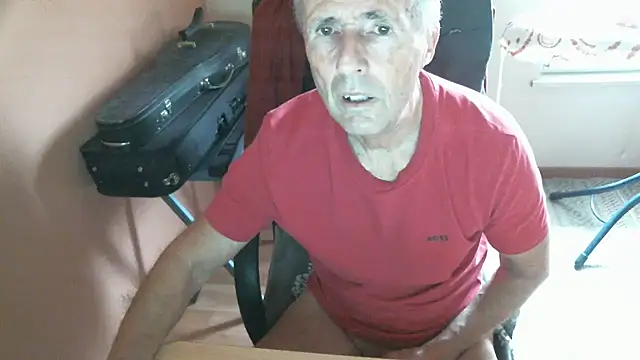 Snapshot of olibrius71 chatting on February 2025 09:46:02 AM olibrius71 online show from February 2025 09:46:02 AM