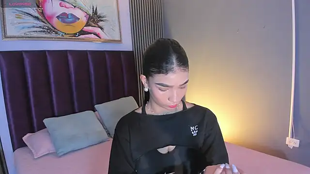 LauraAristizabal online show from July 2026 11:56:02 AM