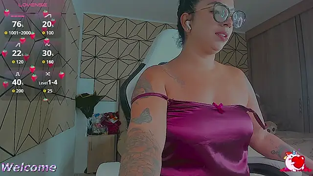 Snapshot of vane_lopez_ chatting on October 2025 06:05:01 PM vane lopez online show from October 2025 06:05:01 PM