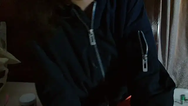 MINI Petite online show from January 2026 10:47:02 PM