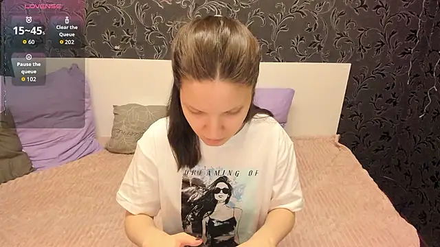 Snapshot of MelaniGrand chatting on February 2026 09:13:01 AM MelaniGrand online show from February 2026 09:13:01 AM