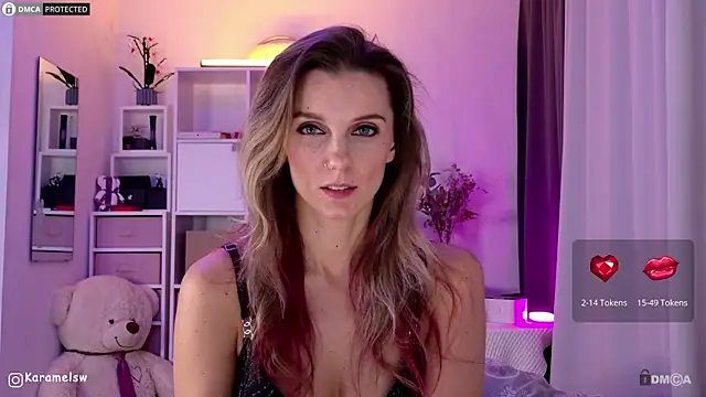 Karamelsw  online show from October 2025 09:48:01 PM