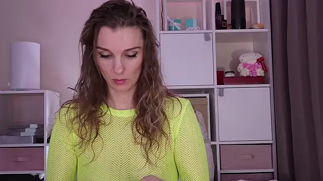 Karamelsw  online show from March 2026 08:04:01 PM