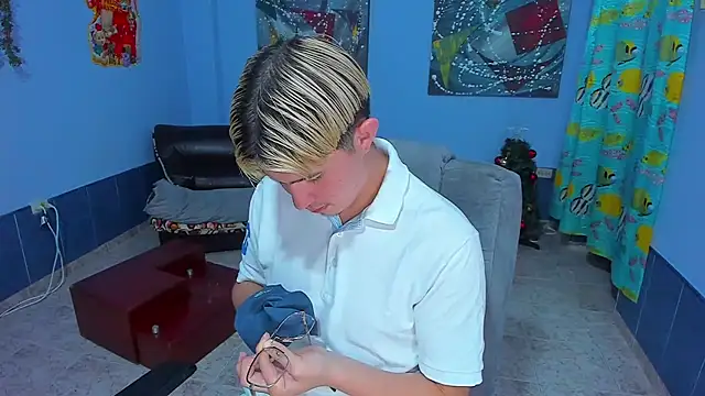 patrik 027 online show from December 2025 06:11:01 AM