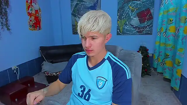 patrik 027 online show from December 2025 06:57:02 PM