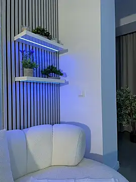 Snapshot of KirstieVegas chatting on February 2026 10:43:02 PM KirstieVegas online show from February 2026 10:43:02 PM